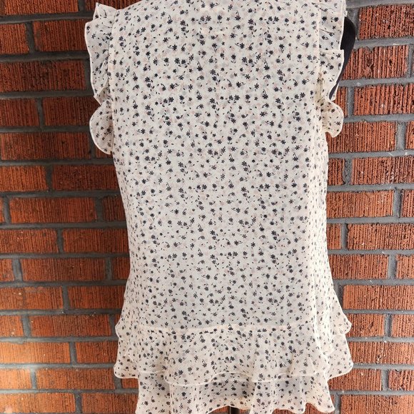 Cabi Wishful Top sleeveless blouse Spring 2022 size small - Picture 4 of 5